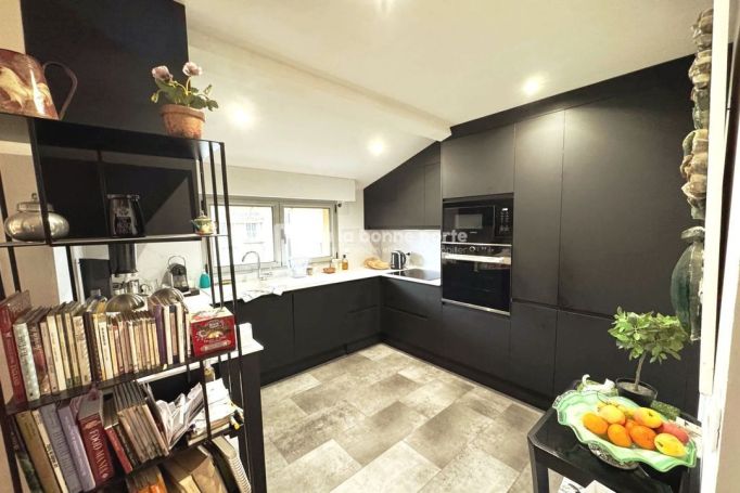 A louer APPARTEMENT DE PRESTIGE T3 69 M2 TERRASSE  AIX EN PROVENCE