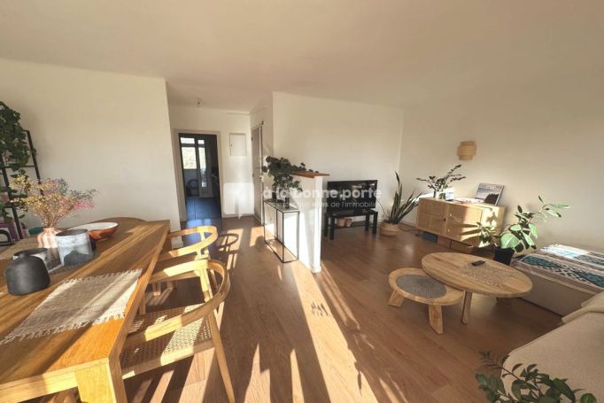 A louer APPARTEMENT T3 64 M2  AIX EN PROVENCE