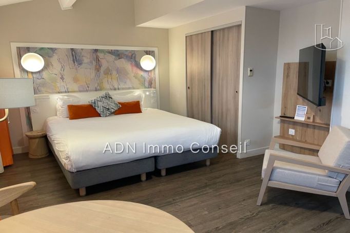 A louer STUDIO  26 M2  AIX EN PROVENCE