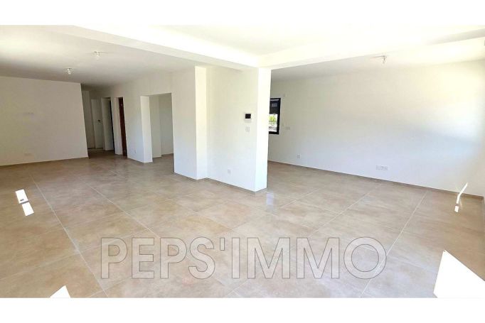 A louer APPARTEMENT DUPLEX DE PRESTIGE NEUF T6 175 M2 TERRASSE BORD DE MER CARRY LE ROUET