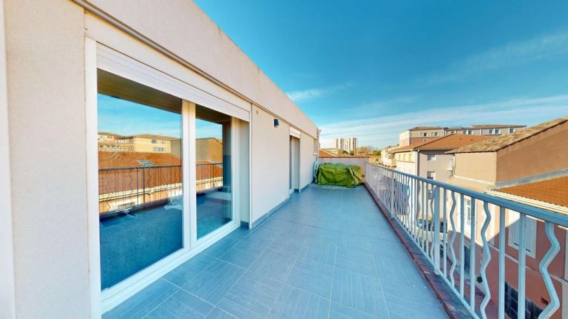 A louer APPARTEMENT T2 47 M2 TERRASSE BORD DE MER PORT DE BOUC