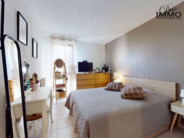 A louer APPARTEMENT T3 69 M2 TERRASSE VUE MER PORT DE BOUC