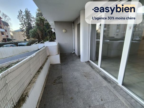 A louer APPARTEMENT T2 50 M2 TERRASSE  PAU