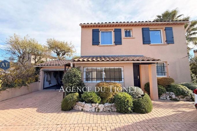 A louer MAISON  6 PIECES 105 M2  GRASSE