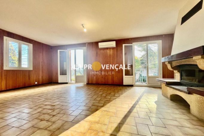 A louer APPARTEMENT T4 79 M2  PEYPIN