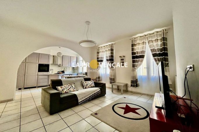 A louer APPARTEMENT T2 65 M2  AIX EN PROVENCE