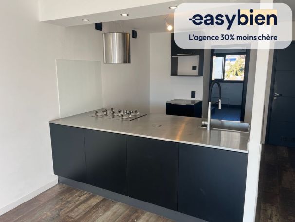 A louer APPARTEMENT T3 79 M2  PAU