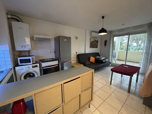 A louer APPARTEMENT T2 34 M2 TERRASSE  MARSEILLE 13EME