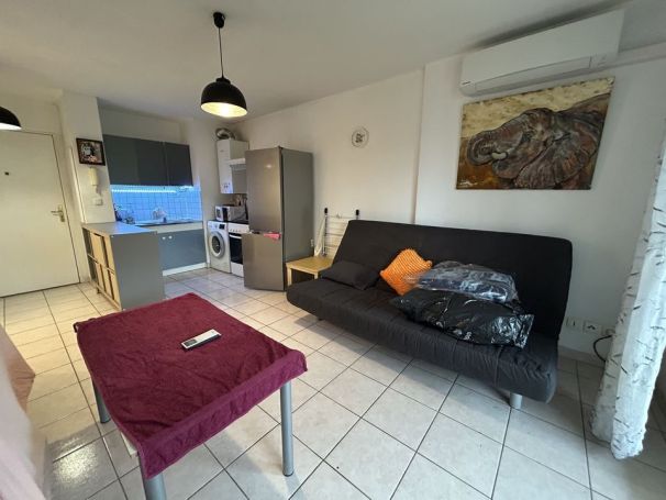 A louer APPARTEMENT T2 34 M2 TERRASSE  MARSEILLE 13EME