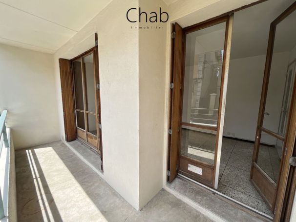 A louer APPARTEMENT T2 55 M2  MARSEILLE 13EME