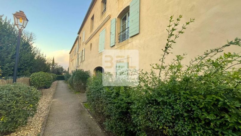 A louer APPARTEMENT T3 50 M2 TERRASSE  UZES