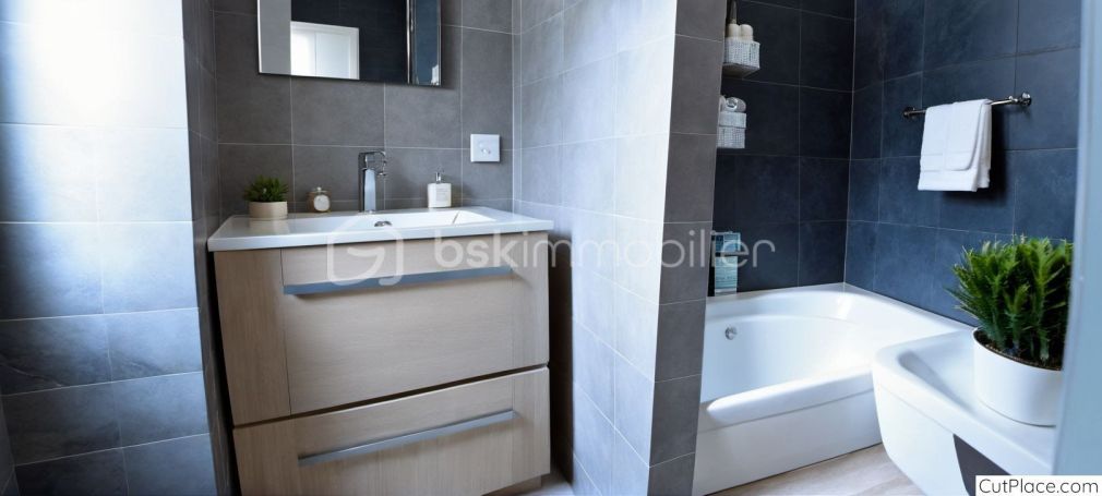 A vendre MAISON  4 PIECES 97 M2 BORD DE MER SAINTE MAXIME