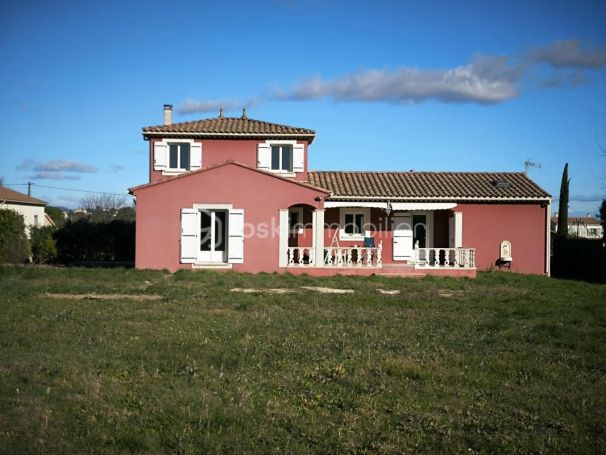 A louer MAISON  5 PIECES 133 M2  SAINT CHRISTOL LES ALES