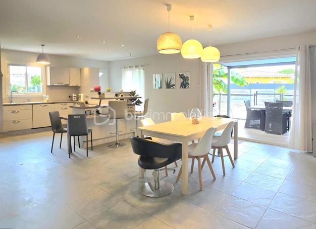 A louer MAISON CONTEMPORAINE VENCE