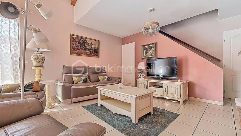 A louer MAISON  4 PIECES 97 M2  PRADES