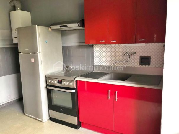 A louer APPARTEMENT T3 60 M2 TERRASSE  DRAGUIGNAN