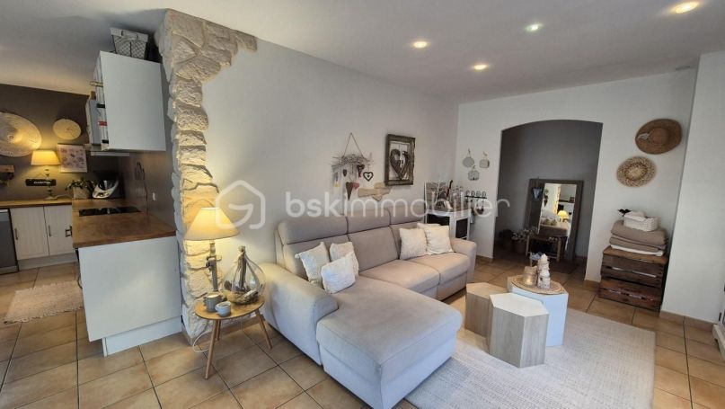 A louer MAISON  5 PIECES 96 M2  PIA