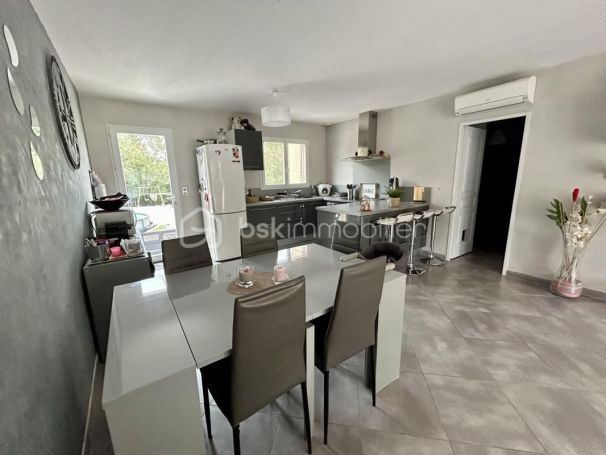 A louer MAISON  CONTEMPORAINE  SOLLIES PONT