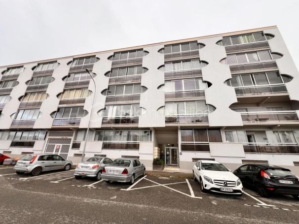 A louer STUDIO  20 M2 BORD DE MER PALAVAS LES FLOTS