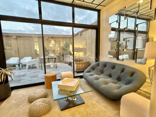 A louer MAISON  DE MAîTRE  AMIENS