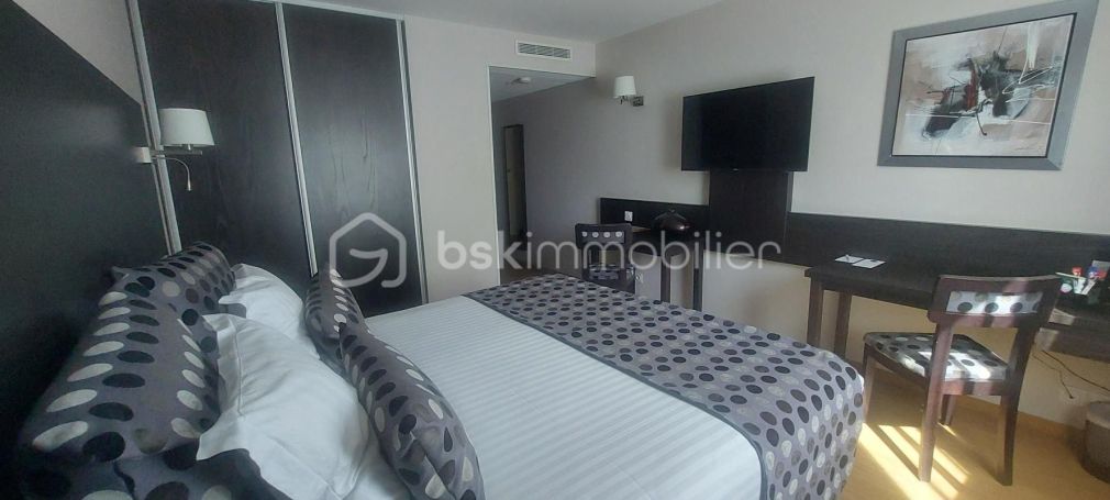 A louer STUDIO  23 M2 TERRASSE  NANTES