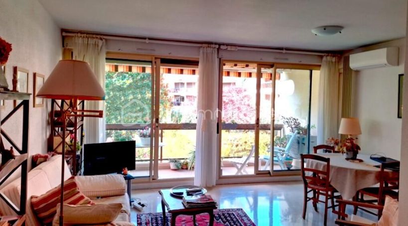 A louer APPARTEMENT T3 68 M2 TERRASSE  NIMES