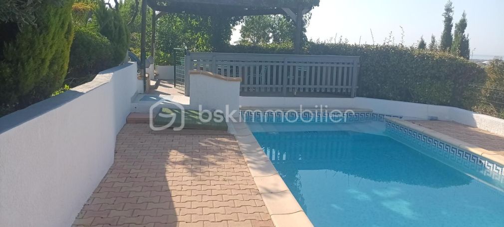 A louer APPARTEMENT T6 120 M2 TERRASSE VUE MER FRONTIGNAN