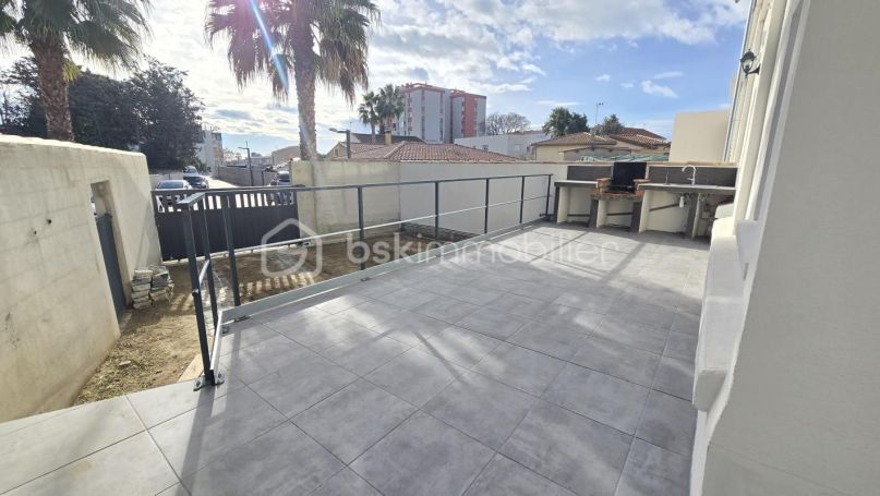 A vendre APPARTEMENT T3 59 M2 TERRASSE BORD DE MER FRONTIGNAN