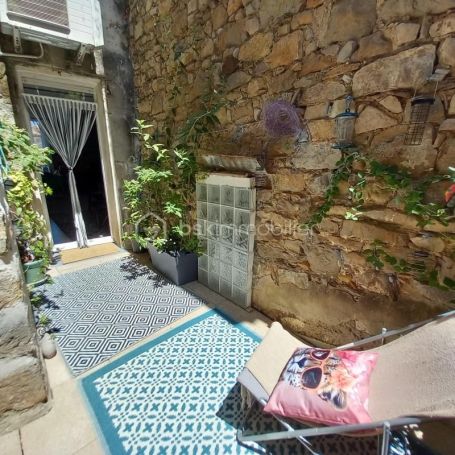 A louer APPARTEMENT T2 46 M2 TERRASSE  CLERMONT L HERAULT