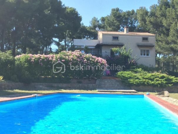 A louer MAISON  4 PIECES 128 M2 BORD DE MER LA CIOTAT