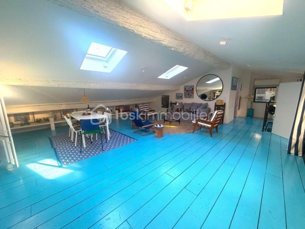 A louer APPARTEMENT T3 100 M2 BORD DE MER SETE