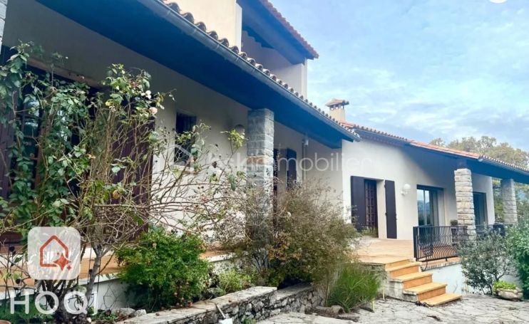 A louer MAISON  DE MAîTRE  CAZILHAC