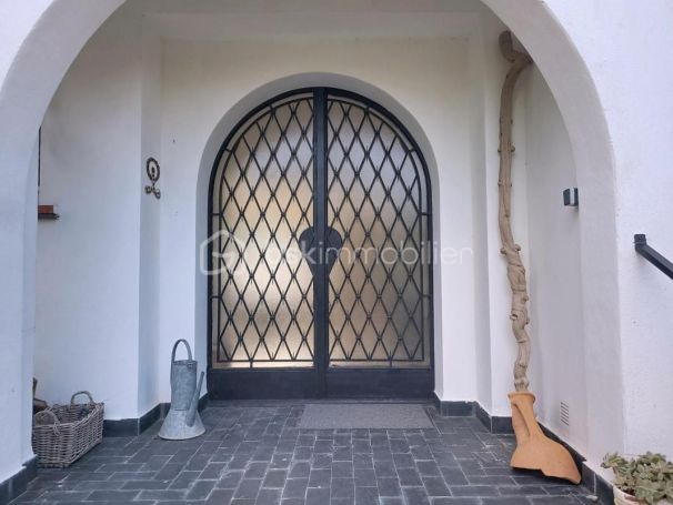 A louer MAISON  CONTEMPORAINE BORD DE MER SIX FOURS LES PLAGES