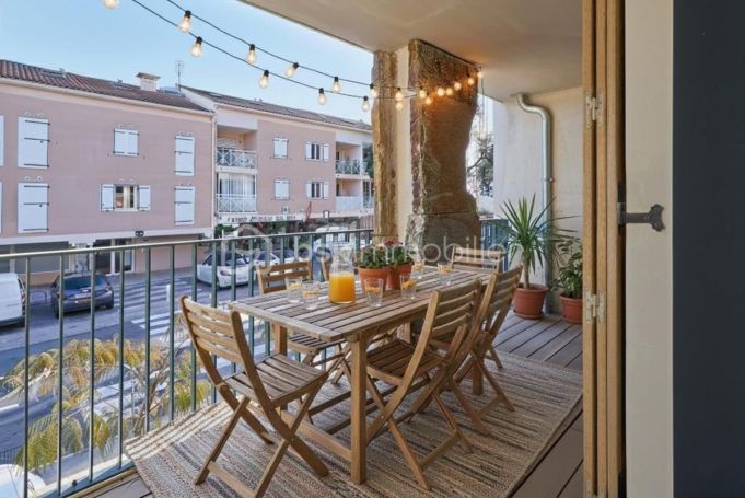 A louer APPARTEMENT NEUF T3 65 M2 TERRASSE BORD DE MER BORMES LES MIMOSAS
