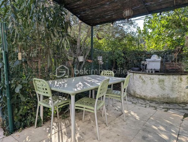 A louer MAISON  DE MAîTRE  PAULHAN