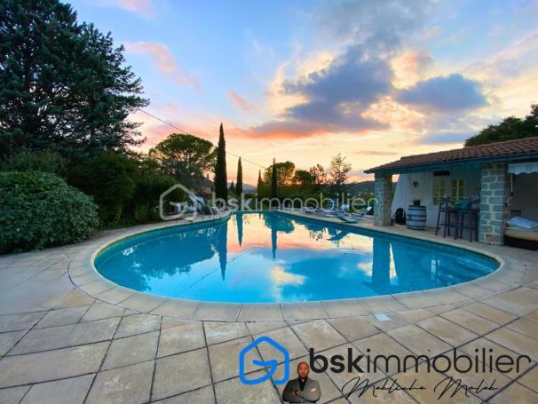 A louer LOFT  7 PIECES 175 M2  SAINT PRIVAT DES VIEUX