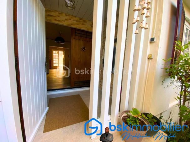 A louer LOFT  7 PIECES 175 M2  SAINT PRIVAT DES VIEUX