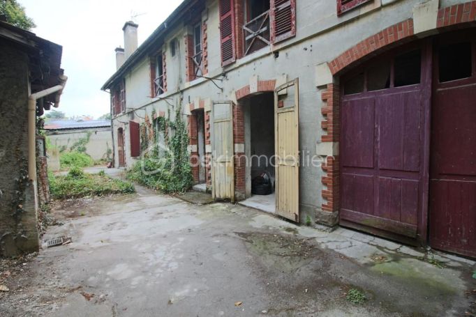 A louer LOFT DUPLEX T5 100 M2 TERRASSE  PAU