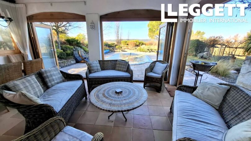 A louer MAISON  DE MAîTRE  FOX AMPHOUX