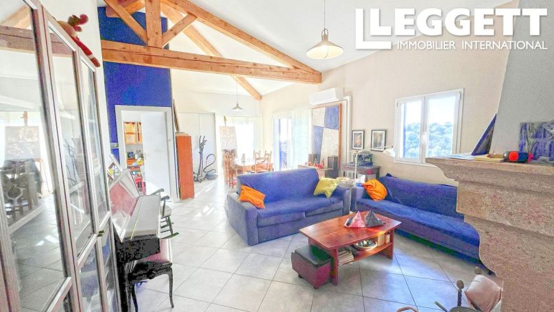 A louer MAISON  5 PIECES 122 M2 BORD DE MER NICE