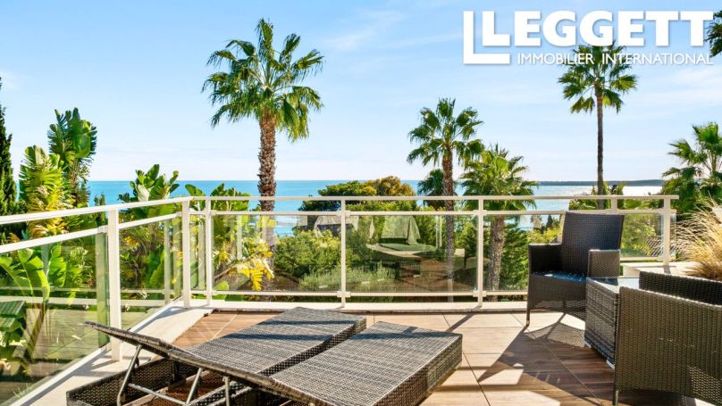 A vendre MAISON  9 PIECES 495 M2 VUE MER VALLAURIS