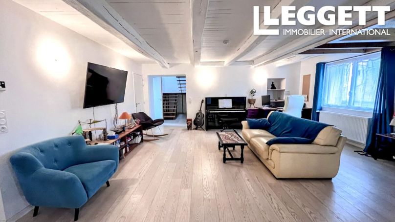 A louer MAISON  DE MAîTRE  VERINES