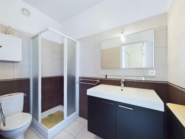 A louer STUDIO 27 M2 BORD DE MER AJACCIO