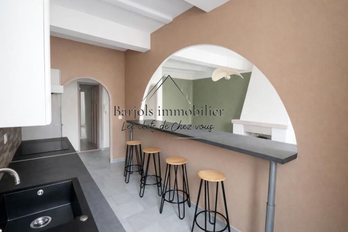 A louer APPARTEMENT T3 63 M2  BARJOLS