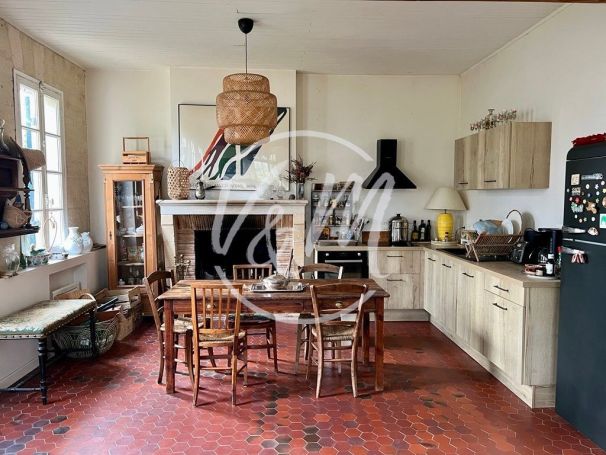 A louer MAISON  3 PIECES 85 M2  SOUSSANS