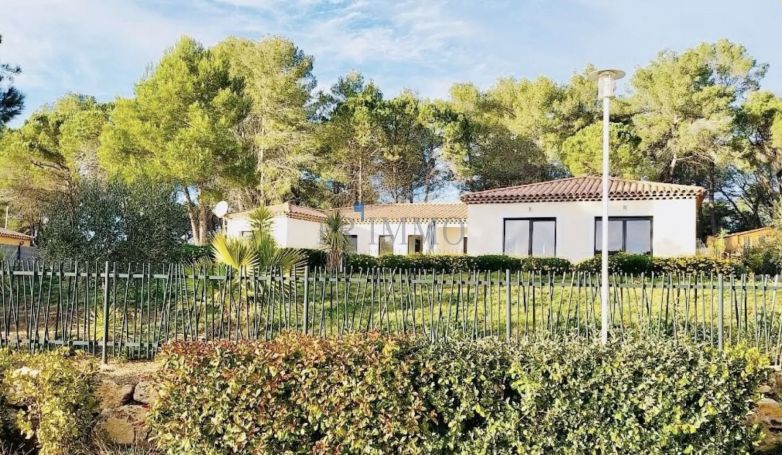 A louer MAISON CONTEMPORAINE BAGNOLS EN FORET