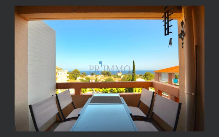 A louer APPARTEMENT DUPLEX T3 44 M2 VUE MER SAINT AYGULF