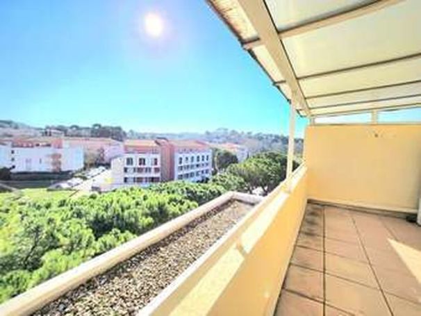 A louer LOFT DUPLEX T5 110 M2 TERRASSE  PLAN DE CUQUES