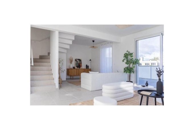 A louer APPARTEMENT DUPLEX T4 114 M2 TERRASSE  MONTPELLIER