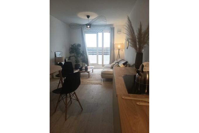 A louer APPARTEMENT DUPLEX T4 74 M2  NIMES